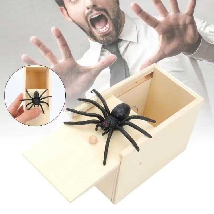 🕷️😱BUY 1 Free 1 Today Only!🎁 Epic Wooden Spider Gag Box - Jump Scare Prank for Parties, Family, Office & Dorms!